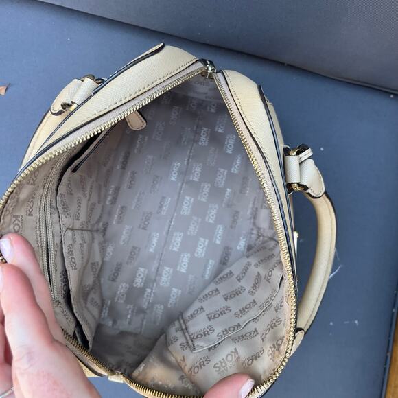 MICHAEL KORS Beige Leather Satchel Bag, Handheld - Picture 12 of 12